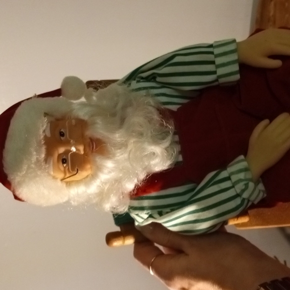 Santa - Picture 3 of 4